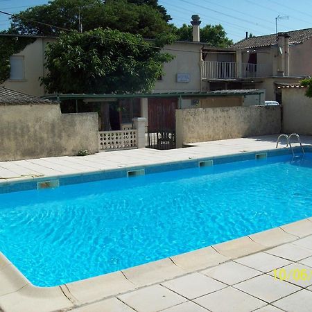 Le Relais Des Blaches Hotel Pierrelatte Exterior foto
